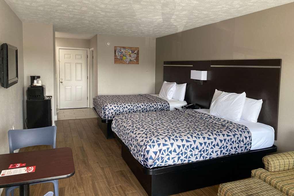 Econo Lodge Sevierville-Pigeon Forge On The River Номер фото
