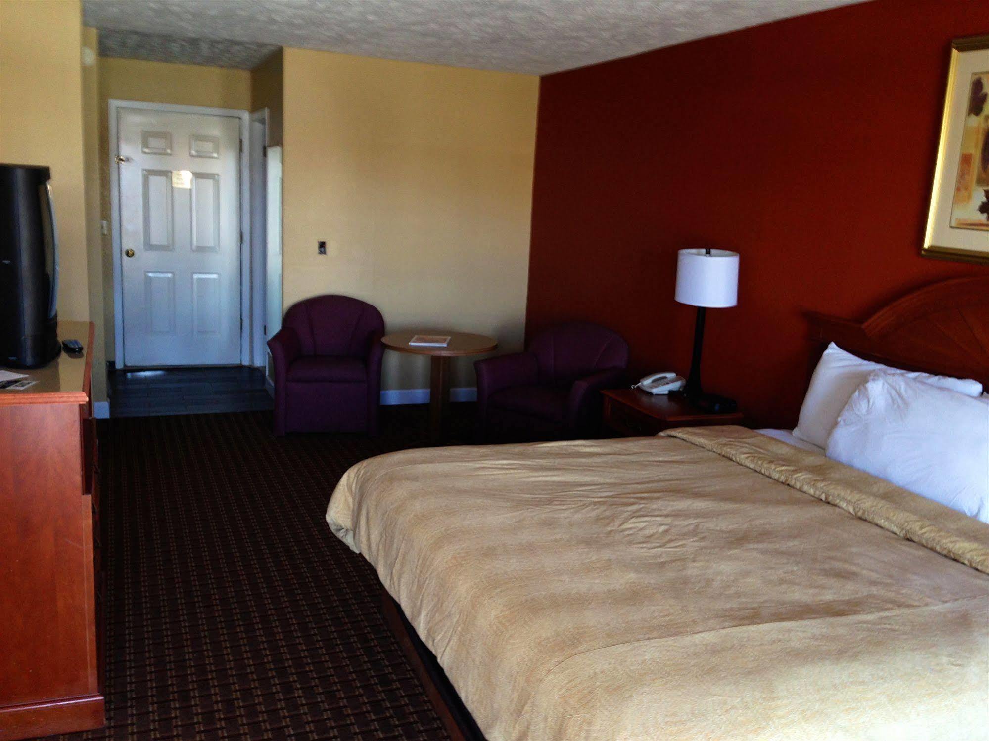 Econo Lodge Sevierville-Pigeon Forge On The River Экстерьер фото